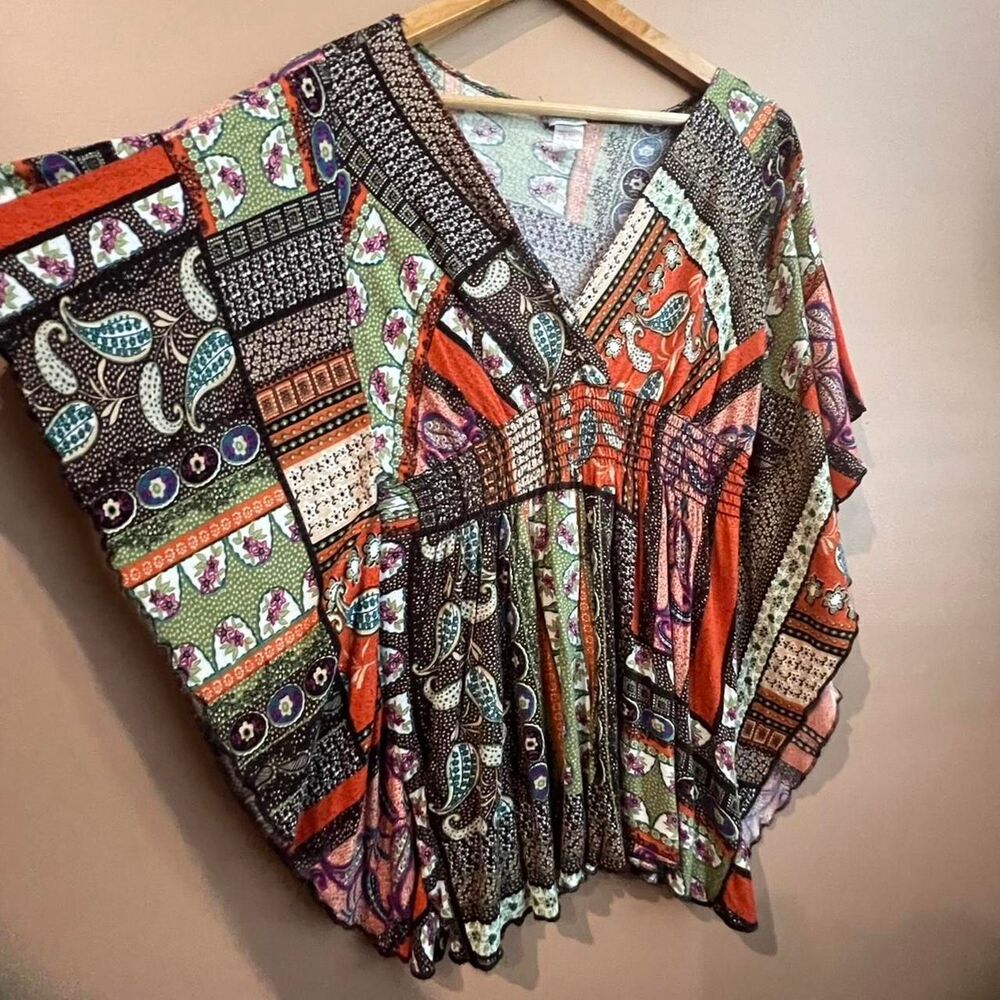 Vintage made in USA “Charming Charlie” Multicolored boho blouse w paisley print